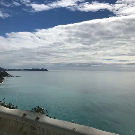 아파트 La Casa Del Maestro Attico 피시오타